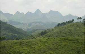 寻龙点穴风水上案山与朝山是什么(风水中的案山和朝山)