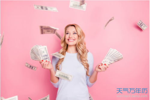 做梦梦见别人抢自己钱财被发现(做梦梦见别人抢自己钱财)