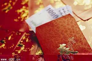 做梦梦见儿子拿红包给自己(做梦梦见儿子拿红包)