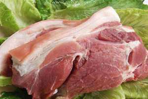 梦见生肉块是什么意思 梦见生肉和排骨