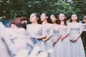 梦见当伴娘参加婚礼(梦见当伴娘)
