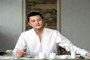 李亚鹏八字命理 李亚鹏八字微博
