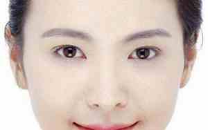 女士脸上有黑痣面相好不好