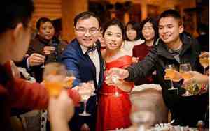 婚庆新郎敬酒词怎么说祝福语