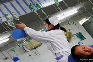 梦见自己输液是什么预兆女性(梦见自己输液)