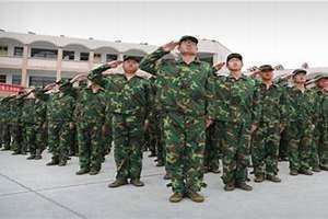 梦见自己去当兵是什么征兆(梦见自己去当兵)