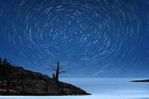 物转星移几度秋雄心壮志两峥嵘 物转星移几度秋